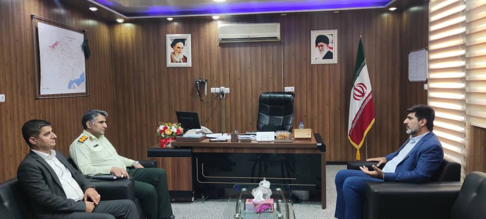 فرماندار شهرستان خمیر؛ معیشت مردم ما با دریا و تجارت دریایی از گذشته تاکنون ارتباط نزدیک دارد
