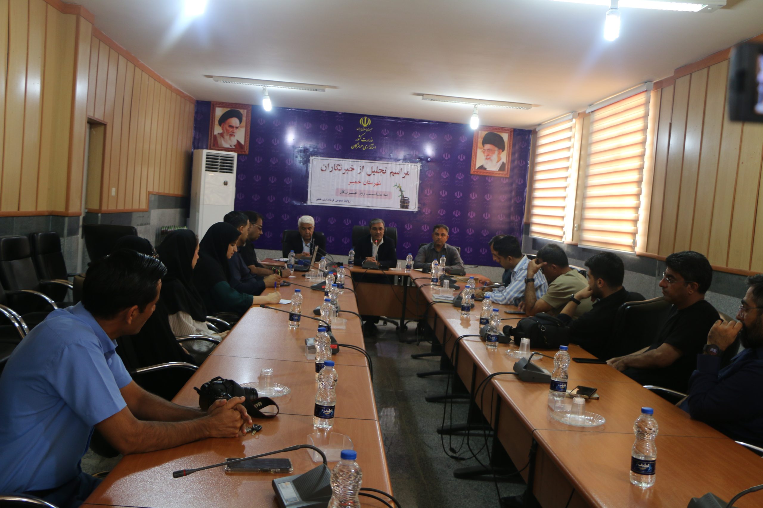 آیین تجلیل از خبرنگاران شهرستان خمیر برگزار شد