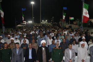یادواره شهدای دفاع مقدس بر عرشه لندیگراف در خلیج فارس برگزار شد