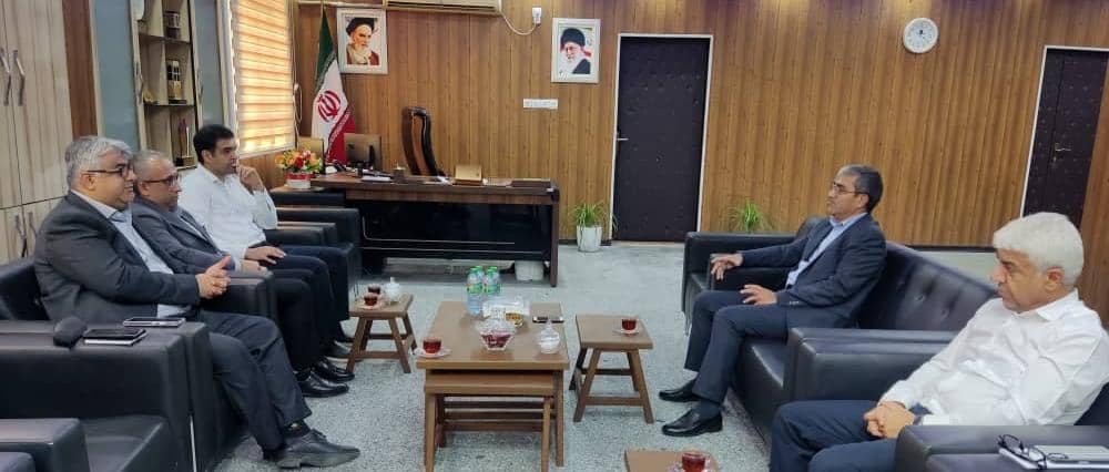 تأکید فرماندار خمیر و مدیرکل استاندارد هرمزگان بر گسترش همکاری‌ها برای ارتقای کیفیت کالاها