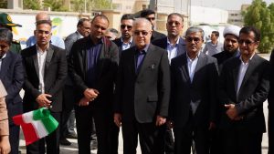 بازدید استاندار هرمزگان از طرح‌های عمرانی و صنایع تبدیلی کشاورزی شهرستان بندرخمیر