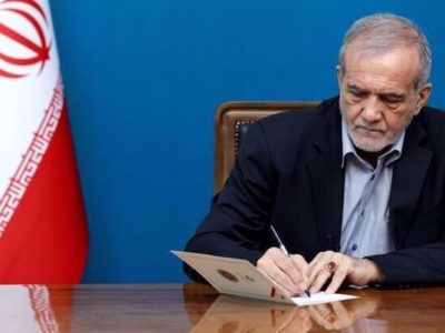 دو رکن «اسلامیت» و «ایرانیت»، کشور را مقابل توطئه‌های دشمن استوار نگاه داشته است